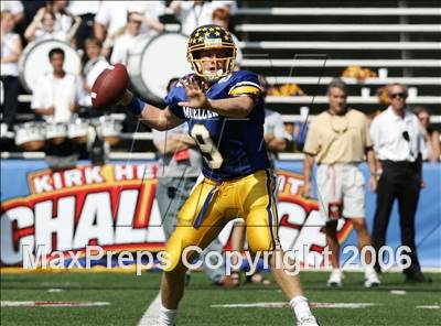 Thumbnail 1 in Byrnes (SC) vs. Archbishop Moeller (Ohio vs USA Challenge) photogallery.