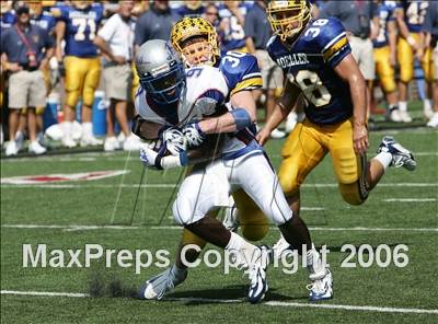 Thumbnail 2 in Byrnes (SC) vs. Archbishop Moeller (Ohio vs USA Challenge) photogallery.