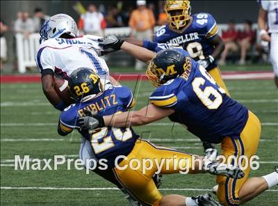 Thumbnail 2 in Byrnes (SC) vs. Archbishop Moeller (Ohio vs USA Challenge) photogallery.