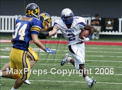 Thumbnail 3 in Byrnes (SC) vs. Archbishop Moeller (Ohio vs USA Challenge) photogallery.