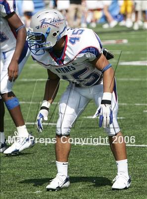 Thumbnail 3 in Byrnes (SC) vs. Archbishop Moeller (Ohio vs USA Challenge) photogallery.