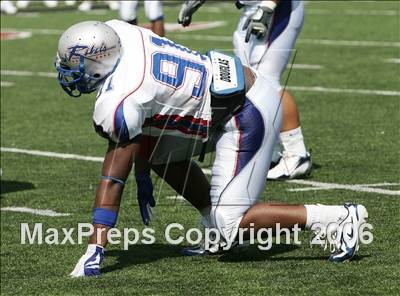 Thumbnail 2 in Byrnes (SC) vs. Archbishop Moeller (Ohio vs USA Challenge) photogallery.