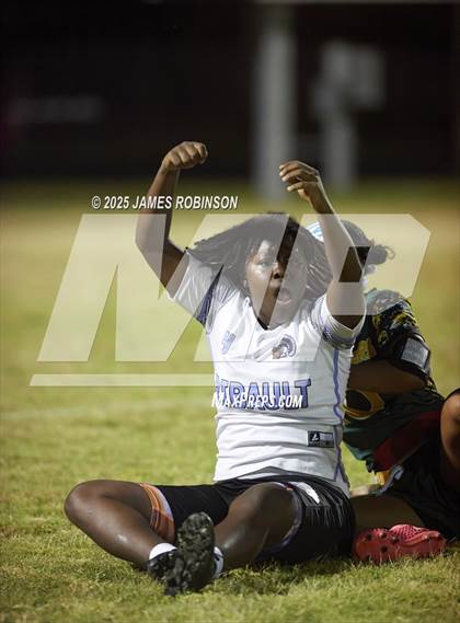Thumbnail 3 in ED White vs Ribault (Gateway Conference) photogallery.