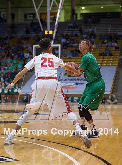 Thumbnail 2 in Overland vs. Denver East (CHSAA 5A Semifinal) photogallery.