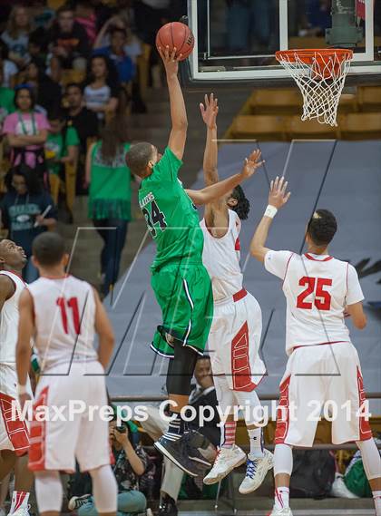 Thumbnail 1 in Overland vs. Denver East (CHSAA 5A Semifinal) photogallery.