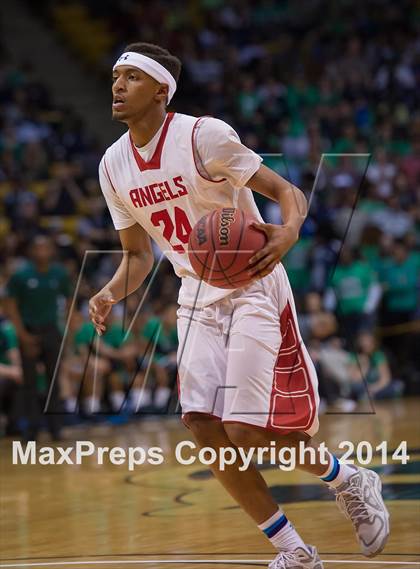 Thumbnail 2 in Overland vs. Denver East (CHSAA 5A Semifinal) photogallery.