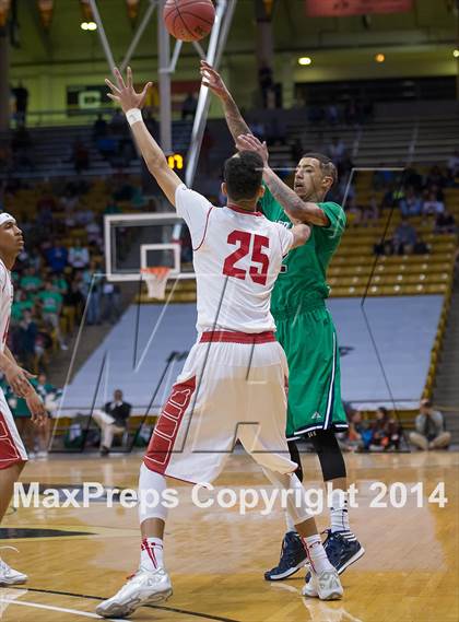 Thumbnail 1 in Overland vs. Denver East (CHSAA 5A Semifinal) photogallery.