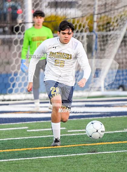 Thumbnail 1 in Yuma Catholic @ American Leadership Academy - Gilbert North (AIA 3A State Round 1) photogallery.