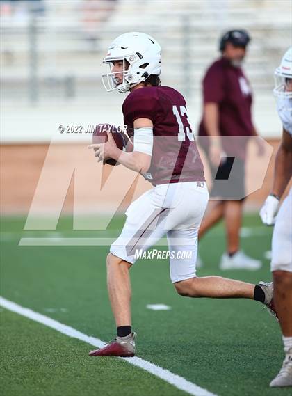 Thumbnail 2 in Bridgeport @ Mineral Wells (scrimmage) photogallery.