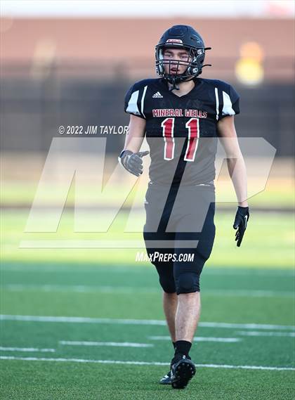 Thumbnail 2 in Bridgeport @ Mineral Wells (scrimmage) photogallery.