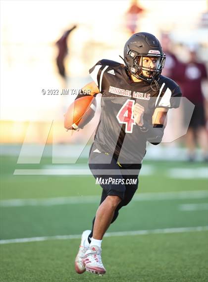 Thumbnail 3 in Bridgeport @ Mineral Wells (scrimmage) photogallery.