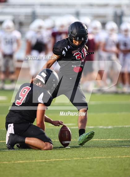 Thumbnail 2 in Bridgeport @ Mineral Wells (scrimmage) photogallery.