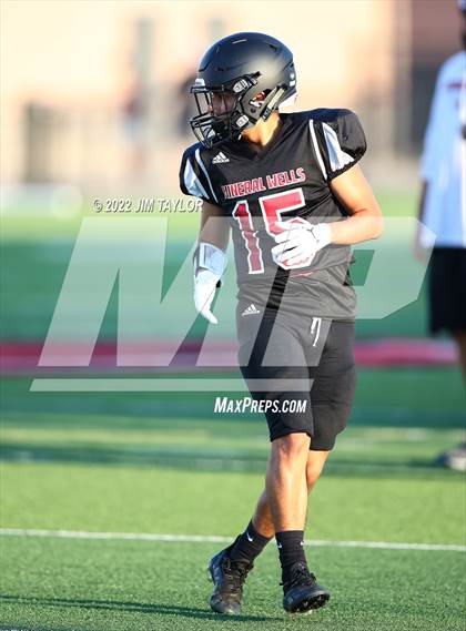 Thumbnail 3 in Bridgeport @ Mineral Wells (scrimmage) photogallery.