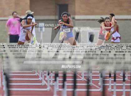 Thumbnail 3 in UIL Track & Field 6A Region 3 Regional Final Preliminaries (100 Meter Hurdles) photogallery.
