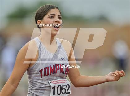 Thumbnail 3 in UIL Track & Field 6A Region 3 Regional Final Preliminaries (100 Meter Hurdles) photogallery.