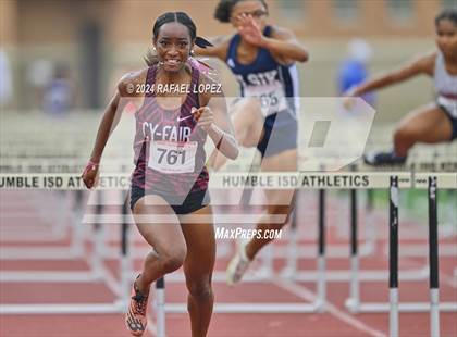 Thumbnail 3 in UIL Track & Field 6A Region 3 Regional Final Preliminaries (100 Meter Hurdles) photogallery.