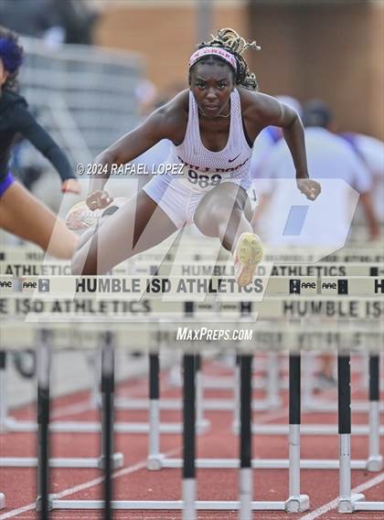 Thumbnail 1 in UIL Track & Field 6A Region 3 Regional Final Preliminaries (100 Meter Hurdles) photogallery.