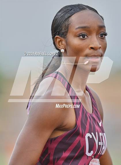 Thumbnail 3 in UIL Track & Field 6A Region 3 Regional Final Preliminaries (100 Meter Hurdles) photogallery.