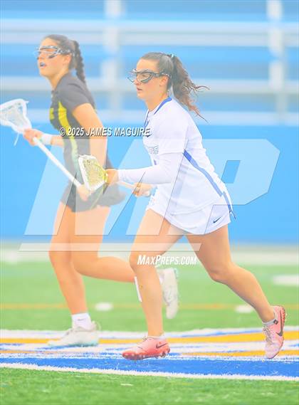 Thumbnail 2 in Lynbrook Vs Port Washington photogallery.