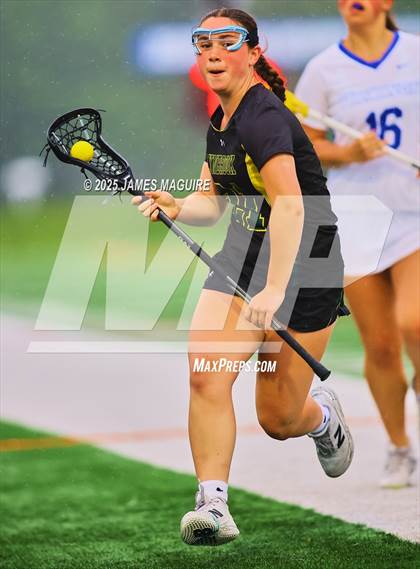 Thumbnail 2 in Lynbrook Vs Port Washington photogallery.