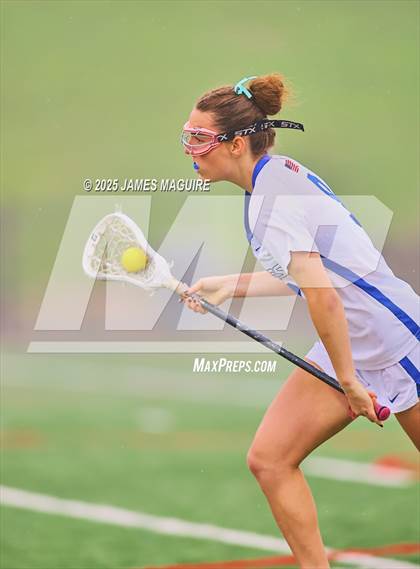 Thumbnail 2 in Lynbrook Vs Port Washington photogallery.