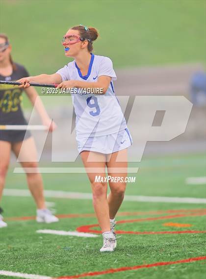 Thumbnail 3 in Lynbrook Vs Port Washington photogallery.