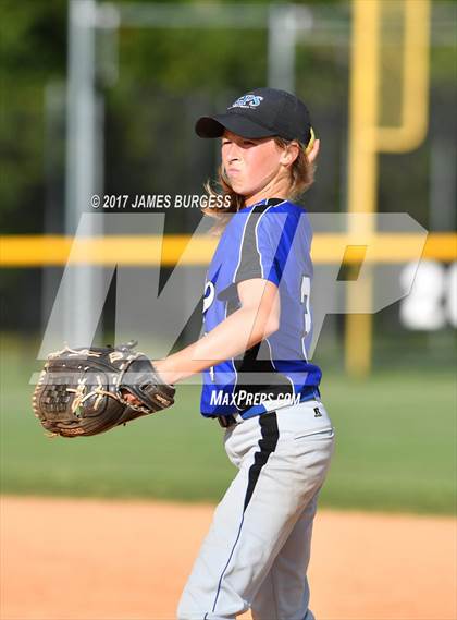 Thumbnail 3 in Girls Prep vs Silverdale Academy photogallery.
