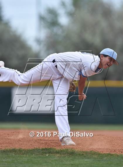 Thumbnail 3 in Valor Christian vs. Erie (CHSAA 4A Semifinal) photogallery.