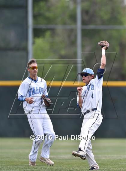 Thumbnail 1 in Valor Christian vs. Erie (CHSAA 4A Semifinal) photogallery.