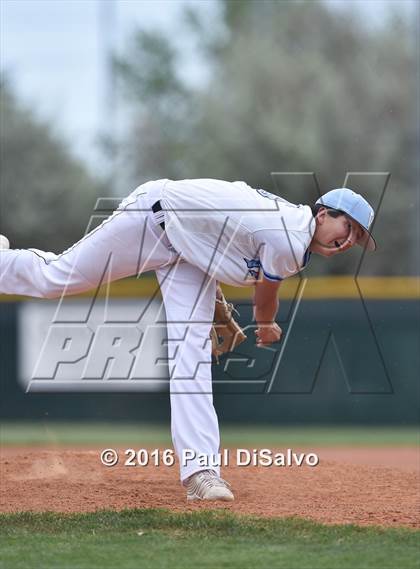 Thumbnail 2 in Valor Christian vs. Erie (CHSAA 4A Semifinal) photogallery.