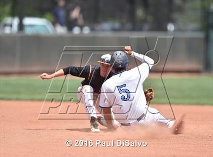 Thumbnail 2 in Valor Christian vs. Erie (CHSAA 4A Semifinal) photogallery.