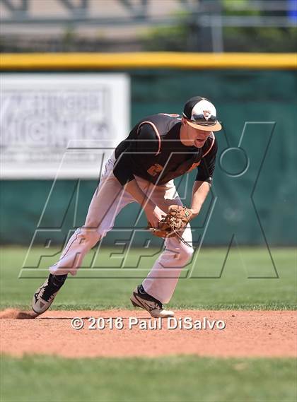 Thumbnail 3 in Valor Christian vs. Erie (CHSAA 4A Semifinal) photogallery.