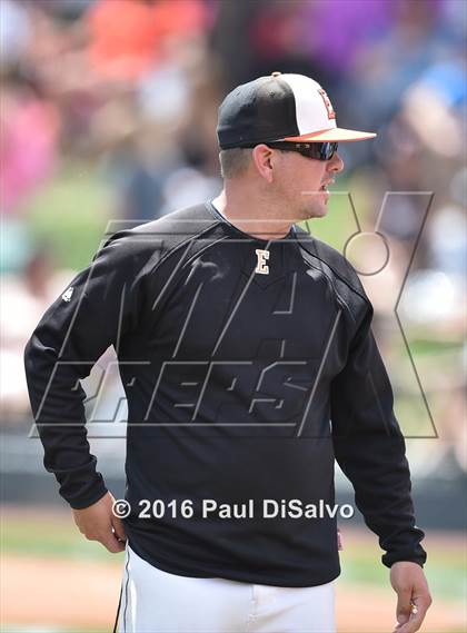 Thumbnail 2 in Valor Christian vs. Erie (CHSAA 4A Semifinal) photogallery.