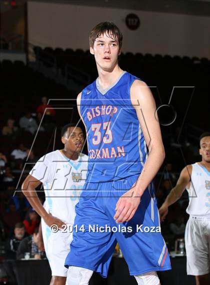 Thumbnail 1 in Putnam City West vs. Bishop Gorman (Tarkanian Classic) photogallery.