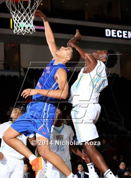 Thumbnail 3 in Putnam City West vs. Bishop Gorman (Tarkanian Classic) photogallery.