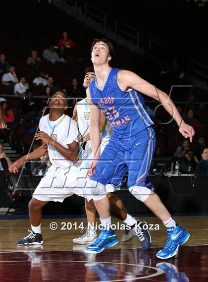 Thumbnail 2 in Putnam City West vs. Bishop Gorman (Tarkanian Classic) photogallery.