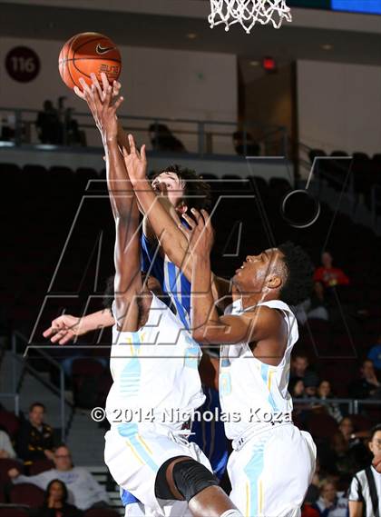 Thumbnail 3 in Putnam City West vs. Bishop Gorman (Tarkanian Classic) photogallery.