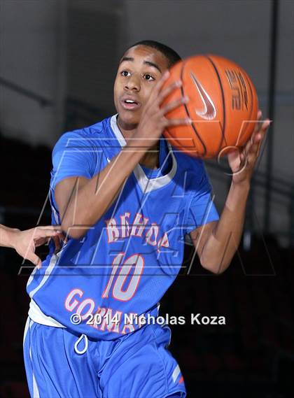 Thumbnail 2 in Putnam City West vs. Bishop Gorman (Tarkanian Classic) photogallery.