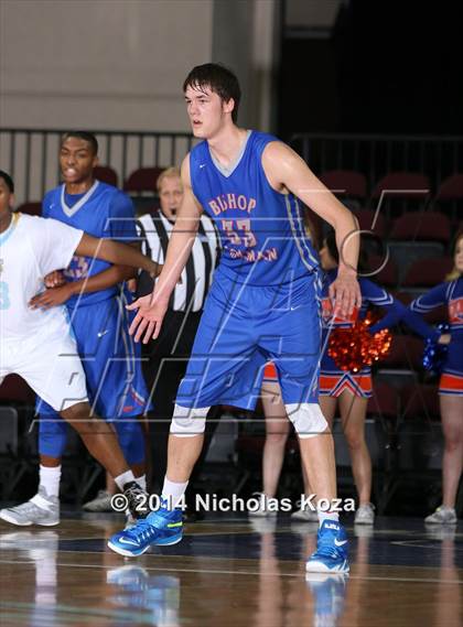 Thumbnail 2 in Putnam City West vs. Bishop Gorman (Tarkanian Classic) photogallery.