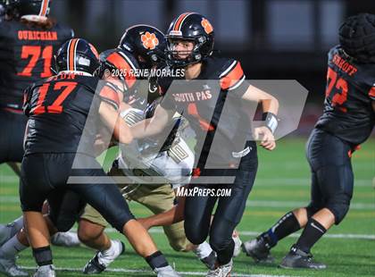 Thumbnail 1 in El Segundo vs South Pasadena photogallery.