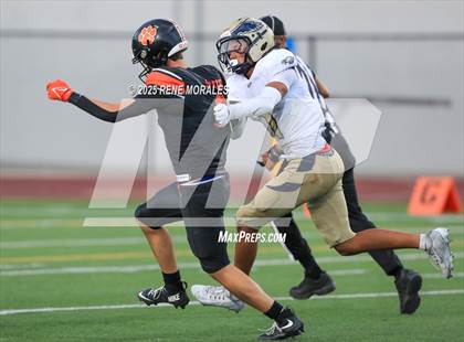 Thumbnail 1 in El Segundo vs South Pasadena photogallery.