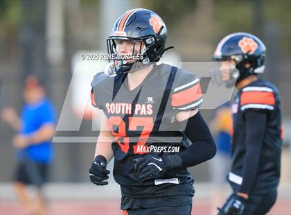 Thumbnail 1 in El Segundo vs South Pasadena photogallery.