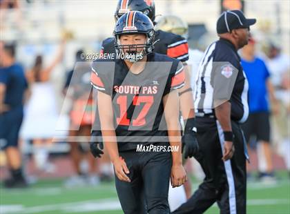 Thumbnail 2 in El Segundo vs South Pasadena photogallery.
