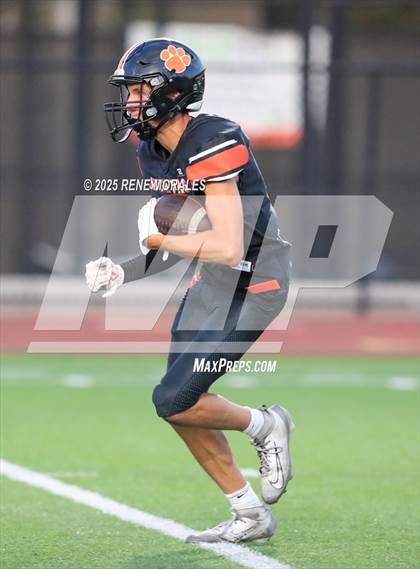 Thumbnail 3 in El Segundo vs South Pasadena photogallery.
