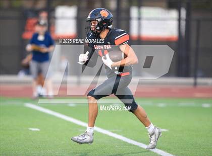 Thumbnail 1 in El Segundo vs South Pasadena photogallery.