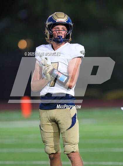 Thumbnail 1 in El Segundo vs South Pasadena photogallery.