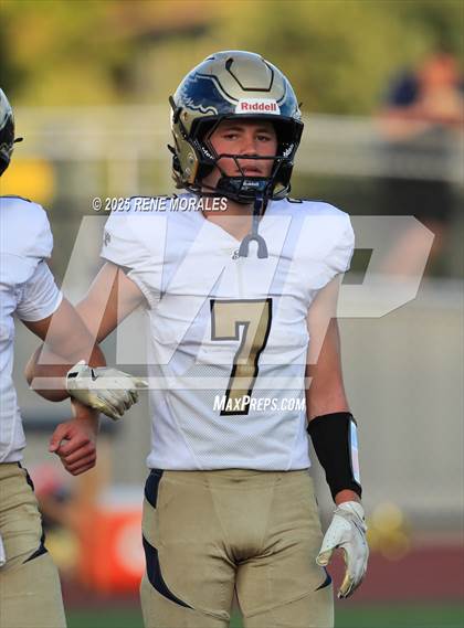 Thumbnail 3 in El Segundo vs South Pasadena photogallery.