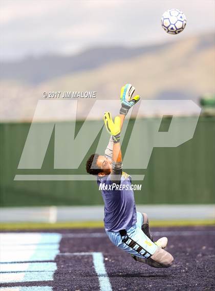 Thumbnail 3 in Serra vs. El Camino (CIF CCS D2 Final) photogallery.