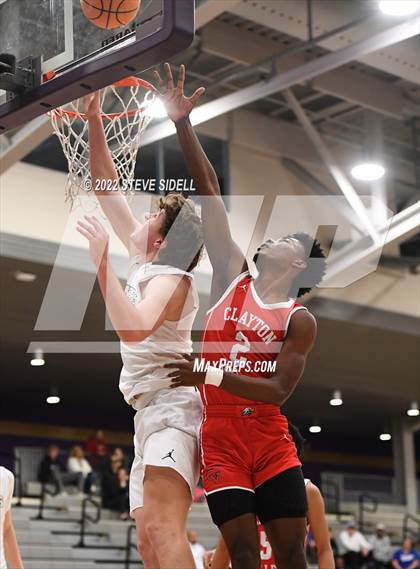 Thumbnail 2 in Clayton Valley Charter vs. Bishop Manogue (The Holiday Classic 2022) photogallery.