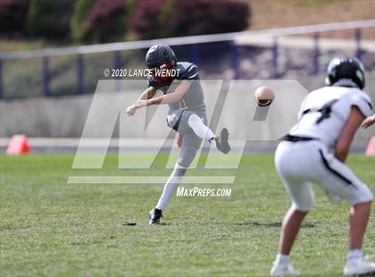 Thumbnail 1 in D'Evelyn @ Arvada photogallery.